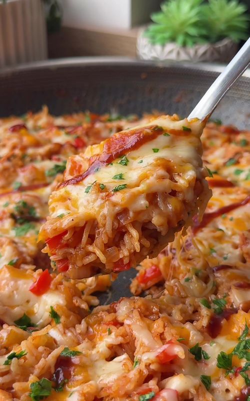 Cheesy BBQ Chicken Rice