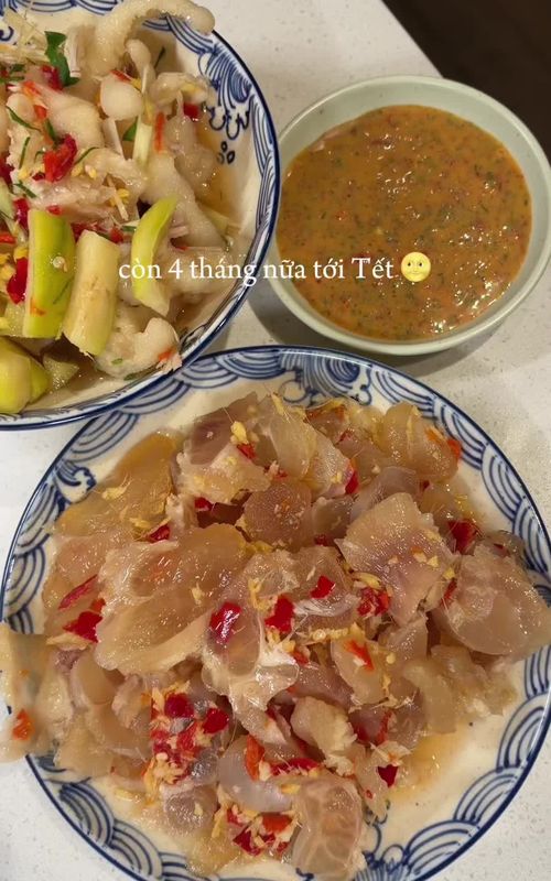 Marinated Beef Tendons and Chicken Feet