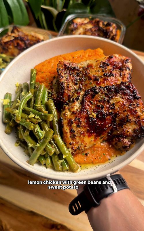 Garlic Lemon Chicken with Green Beans & Sweet Potato Mash